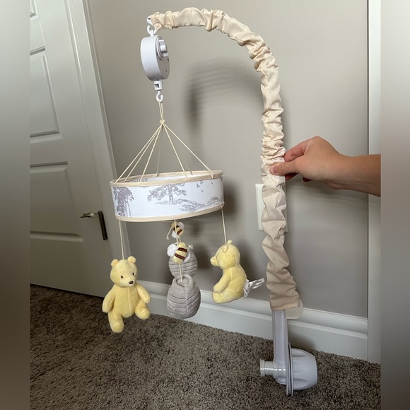 Disney Other - Disney Winnie the Pooh Mobile